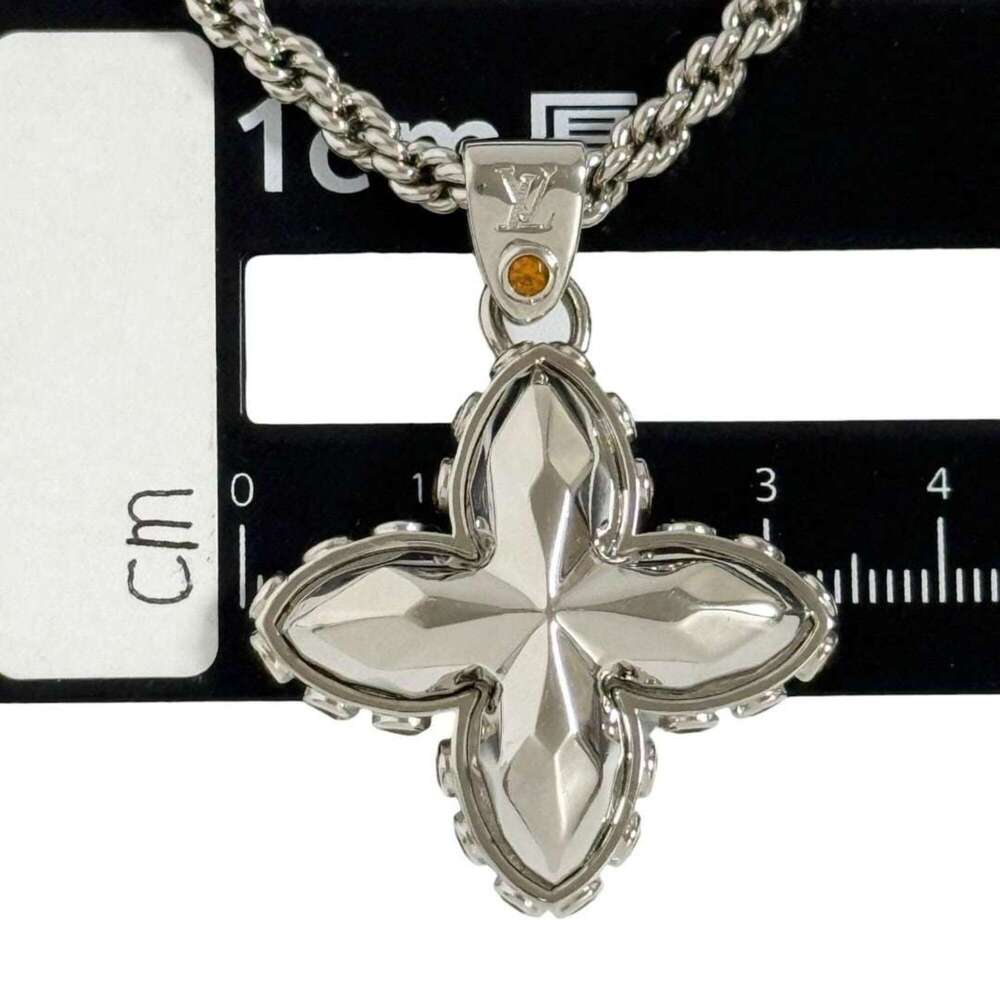 LOUIS VUITTON Necklace - Picture 8 of 10